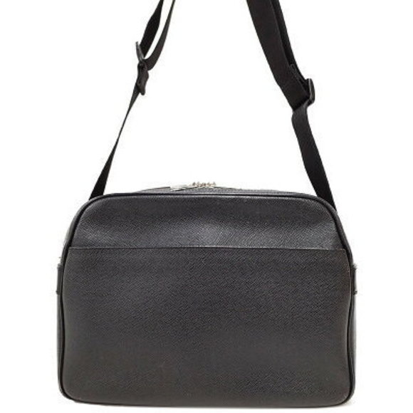 Louis Vuitton Taiga Reporter Shoulder Bag - Picture 1 of 8